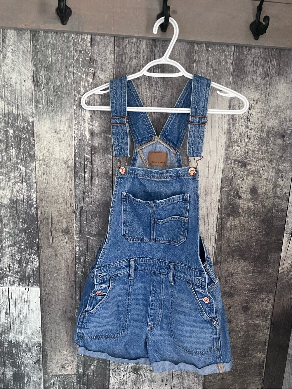 American Eagle tomgirl shortall overalls size medium 4-6